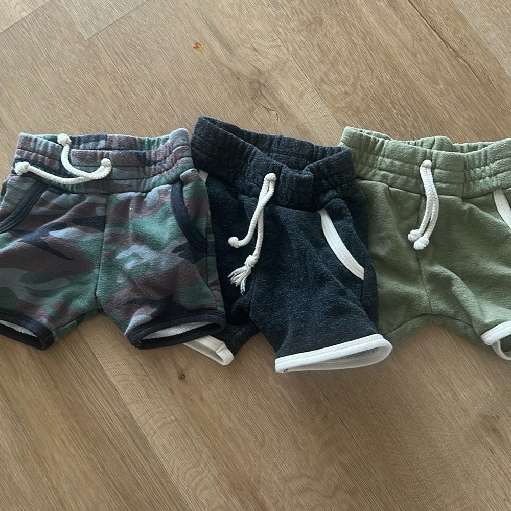 Childhoods Clothing - Boy Shorts 3T